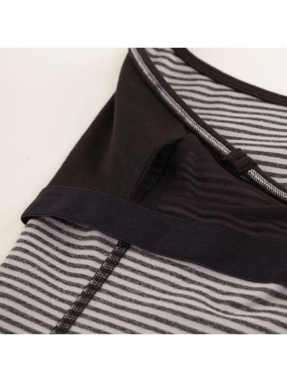 Lululemon Power Y Tank *Luon Light Slope Stripe Silver Slate Heathered Blk / blk